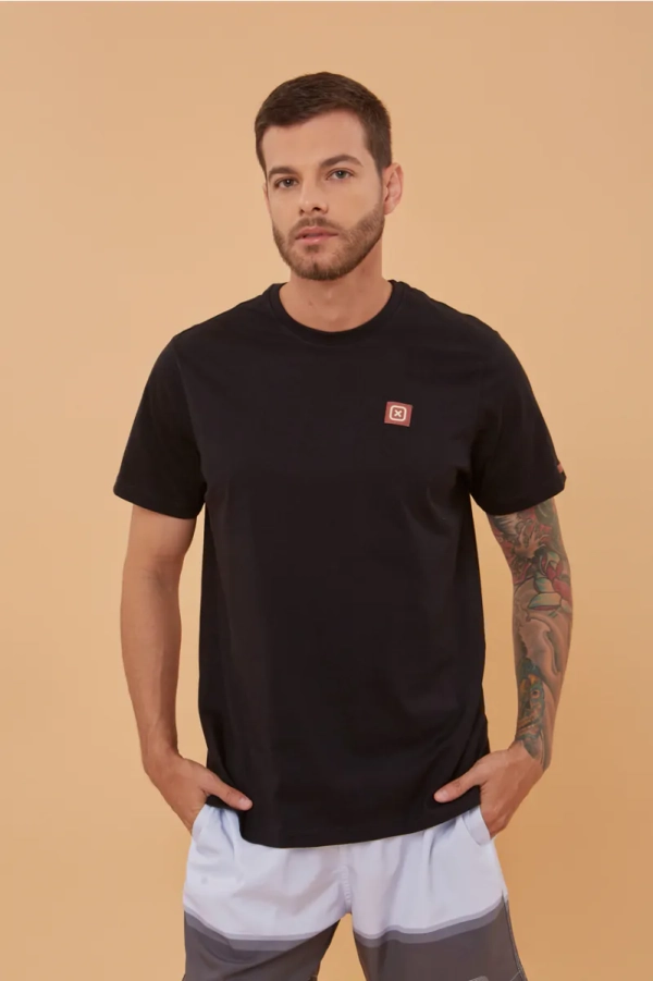 CAMISETA CLASSIC REGULAR APLICADA 192063 - 0002-PRETO