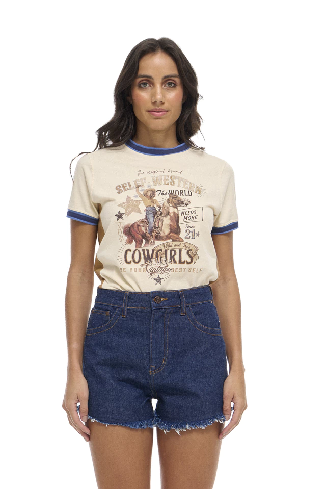 TS114 - T-SHIRT FEMININA COWGIRLS PIN UP BEGE