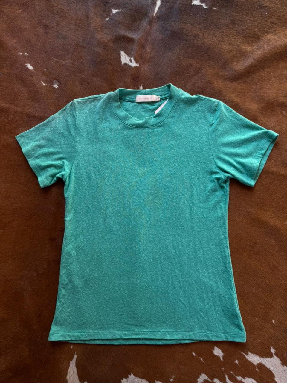 T-SHIRT BASICA GOLA ALTA VERDE 885