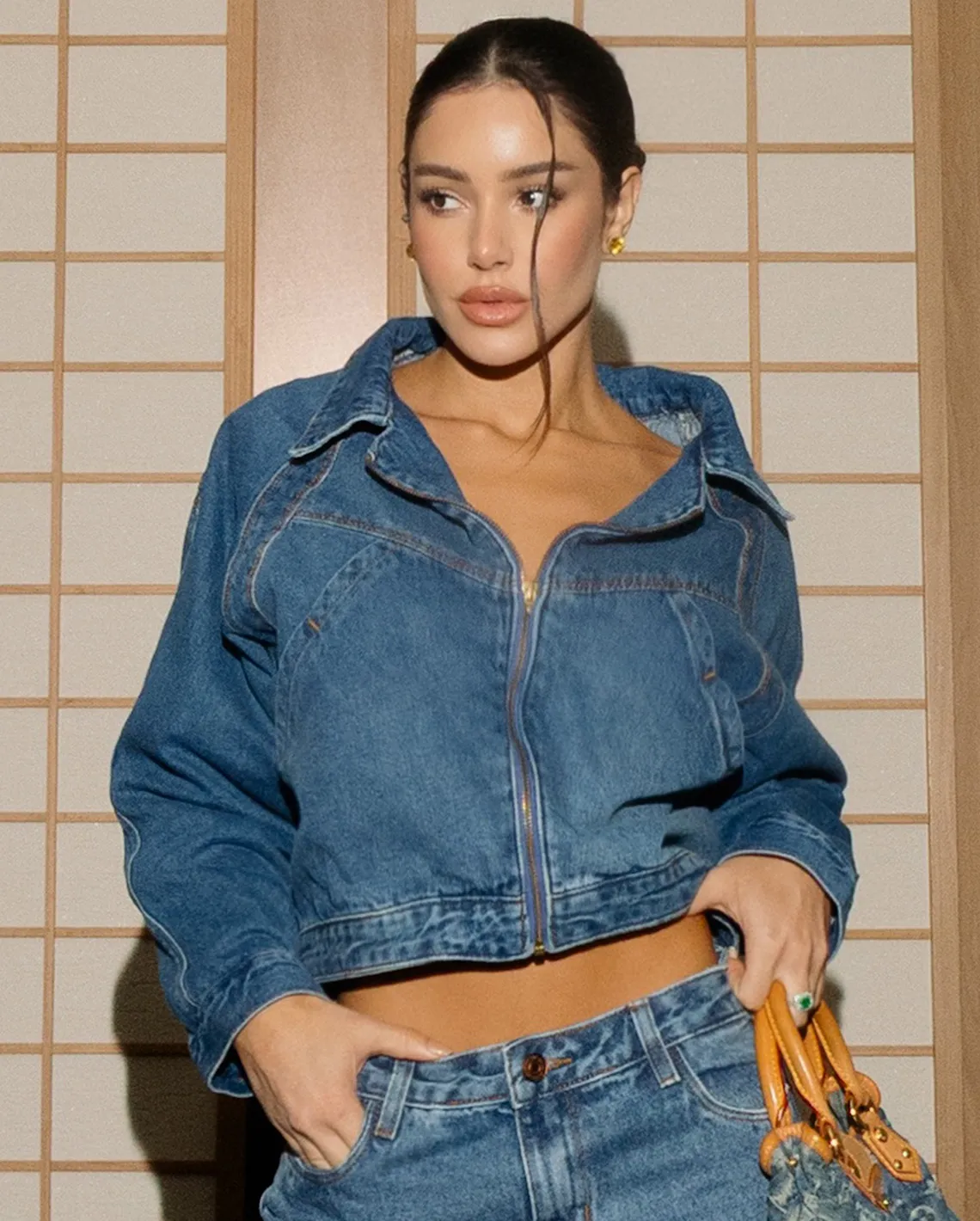 JAQUETA JEANS FEM OVER COM ZIPER 25365